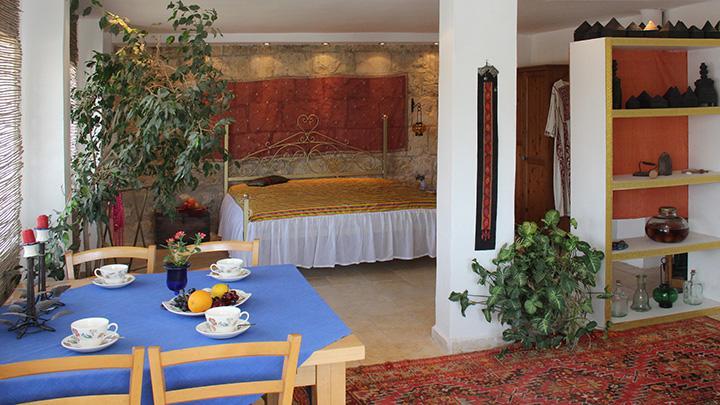 Mikes Khan Abu Ghaush Exterior photo